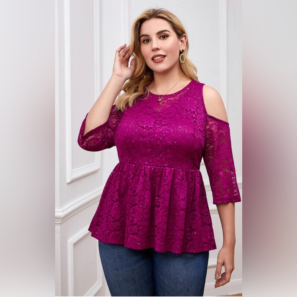 Lace Stitching Plus Size Cold Shoulder T Shirt.